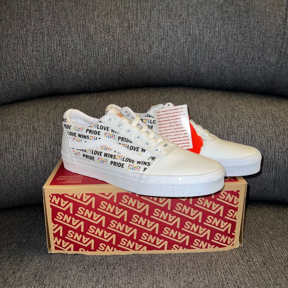 Vans® Ward Pride Women's Shoes